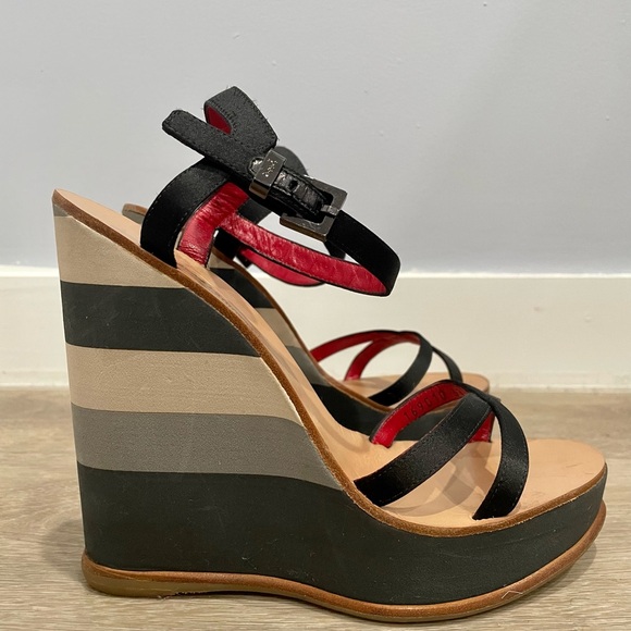 Cesare Paciotti heels - Picture 1 of 3